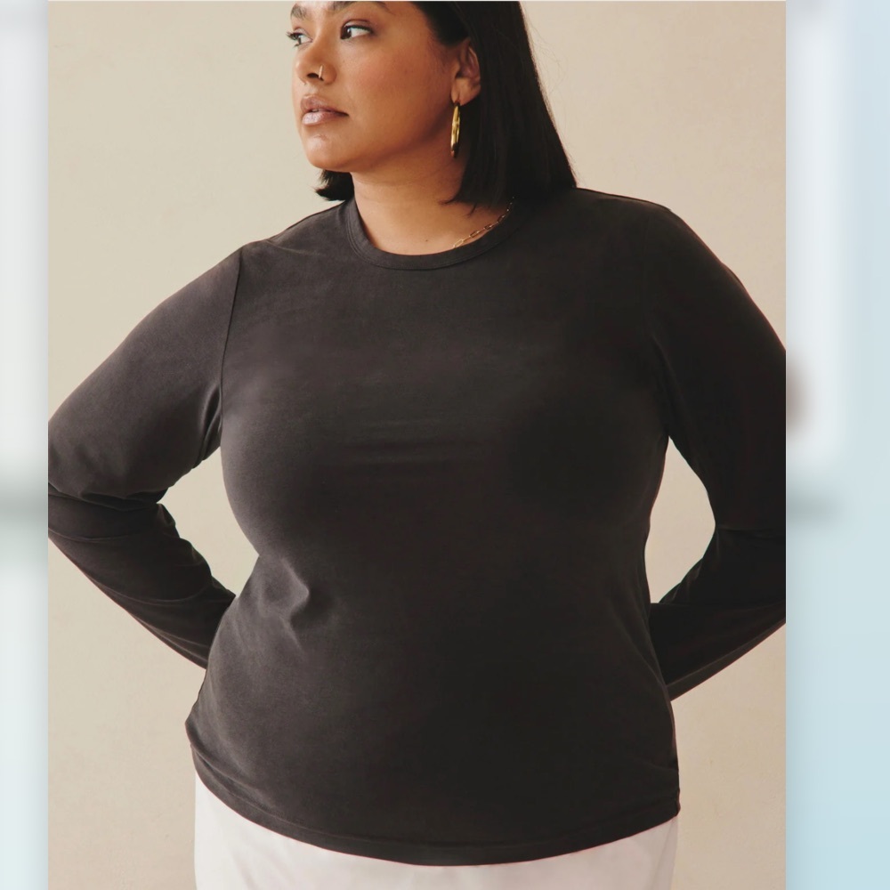 LEZÉ the Label Rue Longsleeve - Onyx